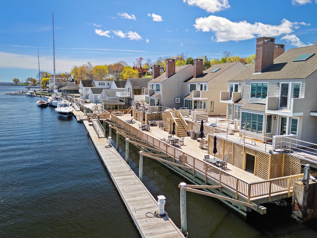 Bay View on Camden Harbor condo 2BR, 2 baths, AC, fireplace