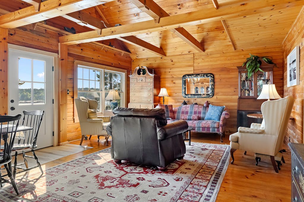 Capstone Cottage - 2BR beach access near Bar Harbor