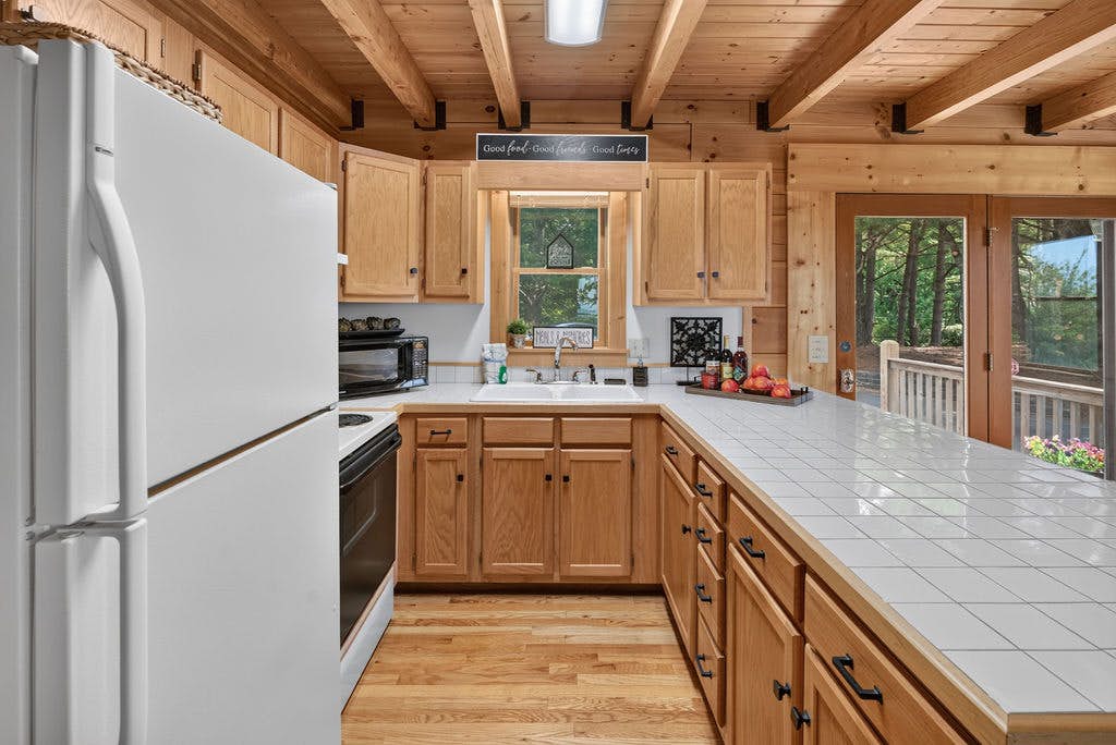 Cozy 3BR Cabin With Incredible Views! Serenity Ridge