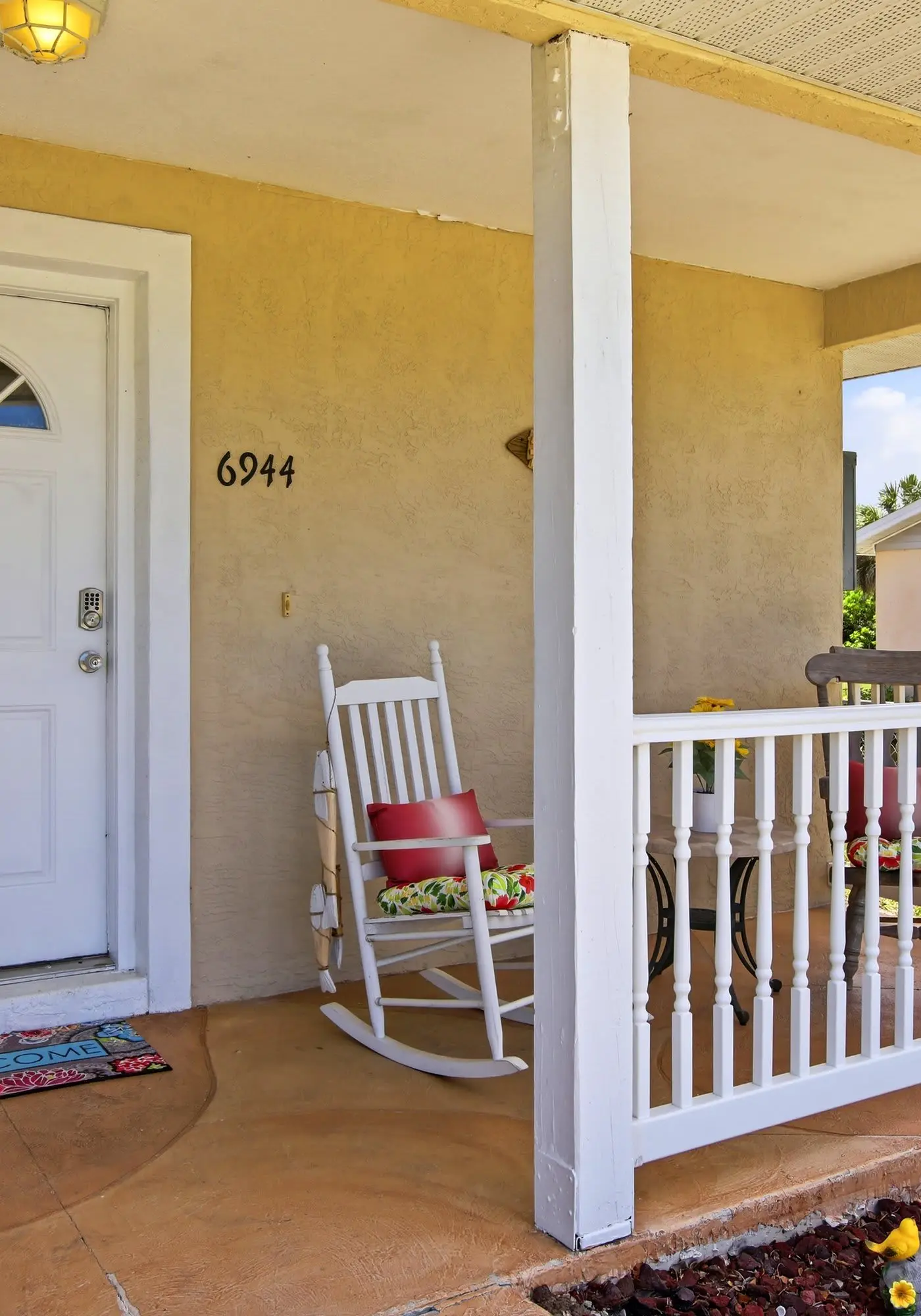 Spacious duplex, dog friendly & full kitchen