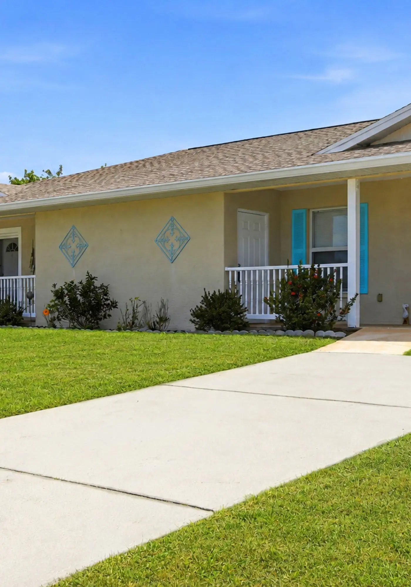 Spacious duplex, dog friendly & full kitchen