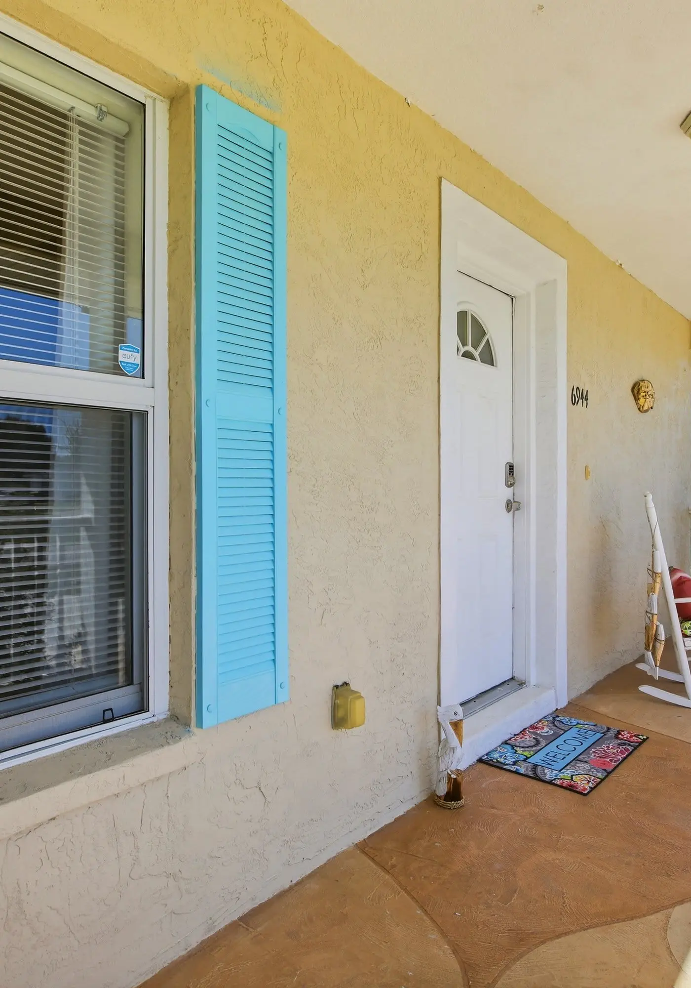 Spacious duplex, dog friendly & full kitchen