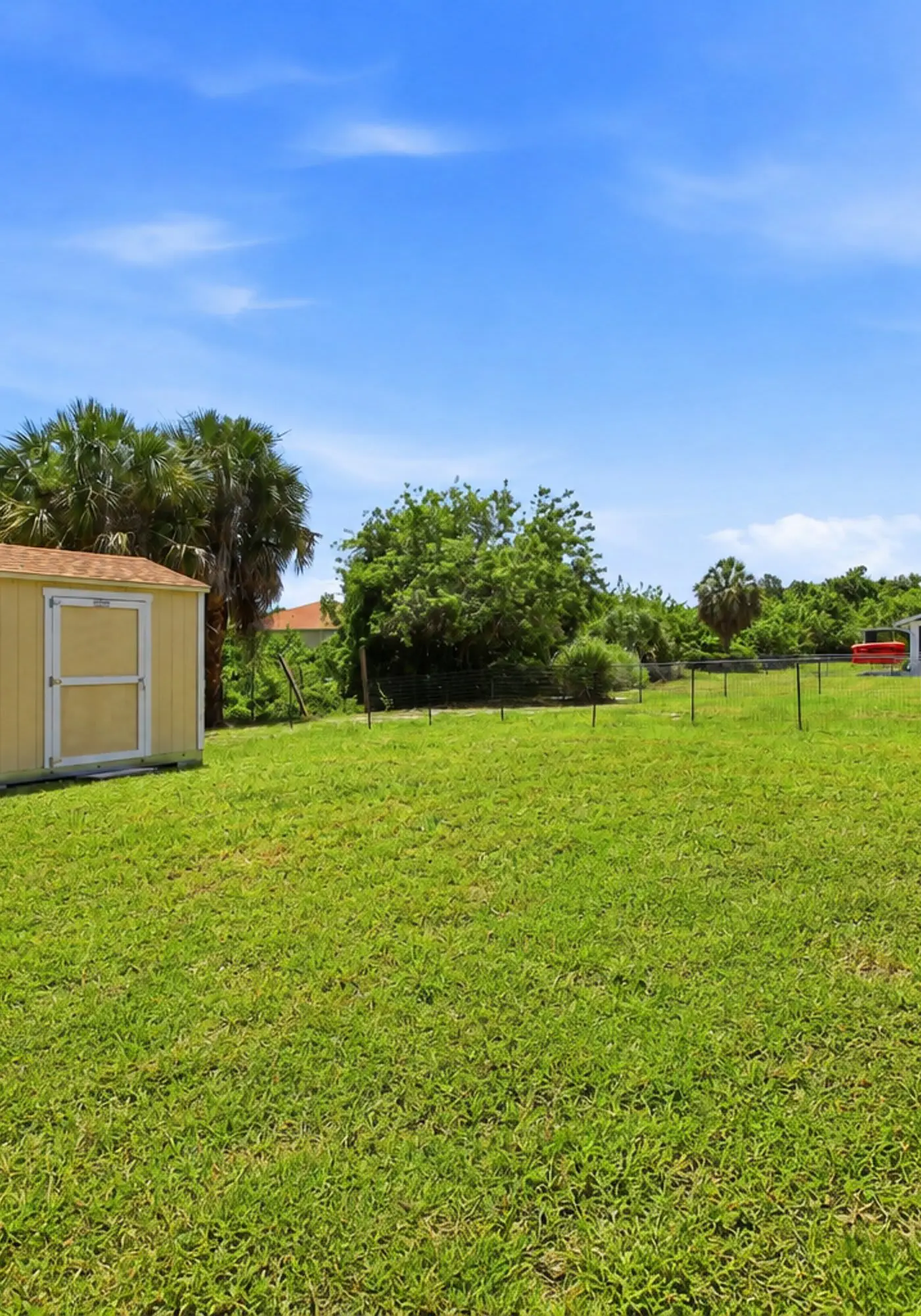 Spacious duplex, dog friendly & full kitchen