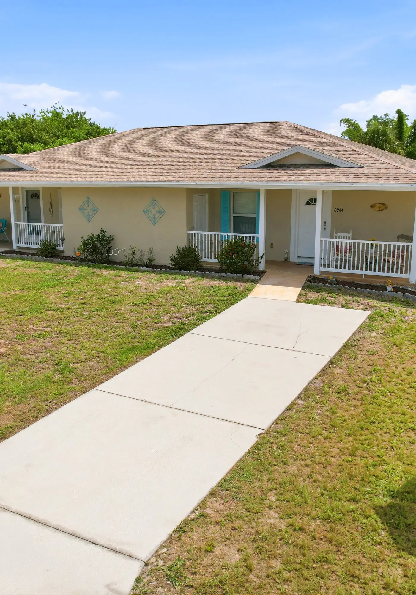 Spacious duplex, dog friendly & full kitchen
