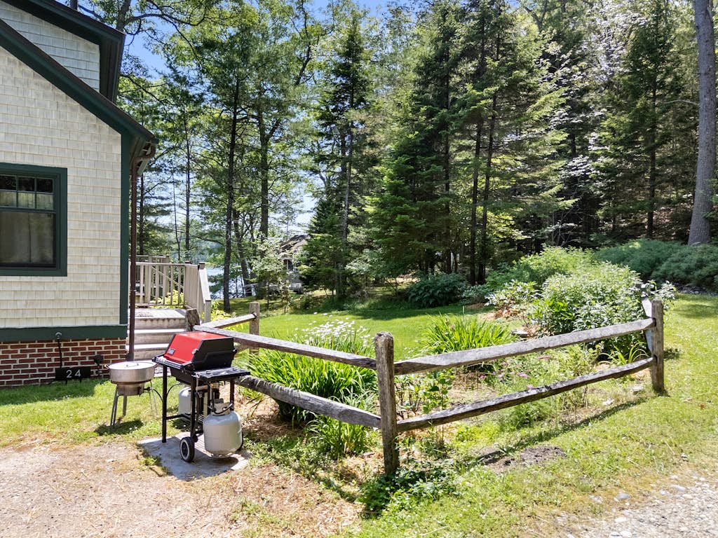 The Boathouse ocean view with 3BR, deck, and waterfront charm