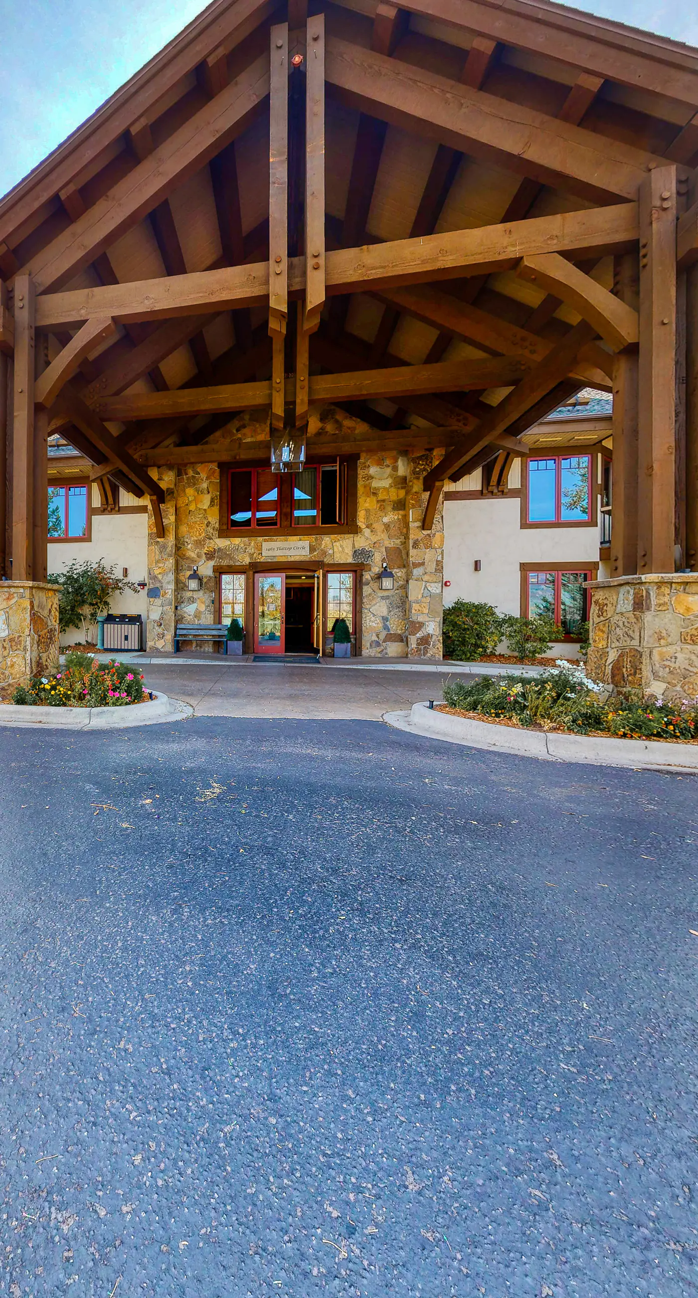 EagleRidge Lodge 204