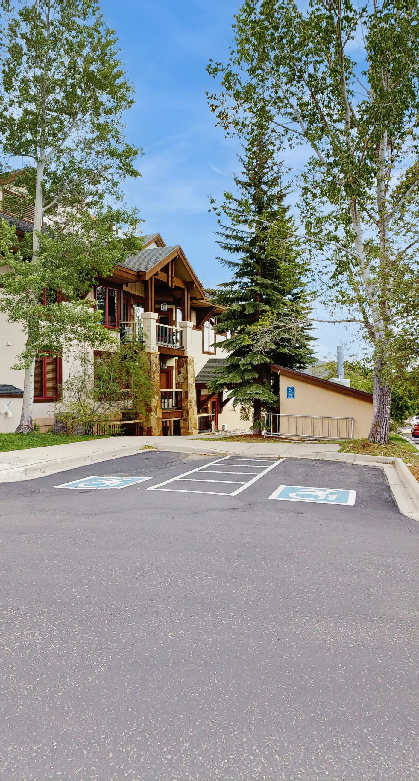 EagleRidge Lodge 204