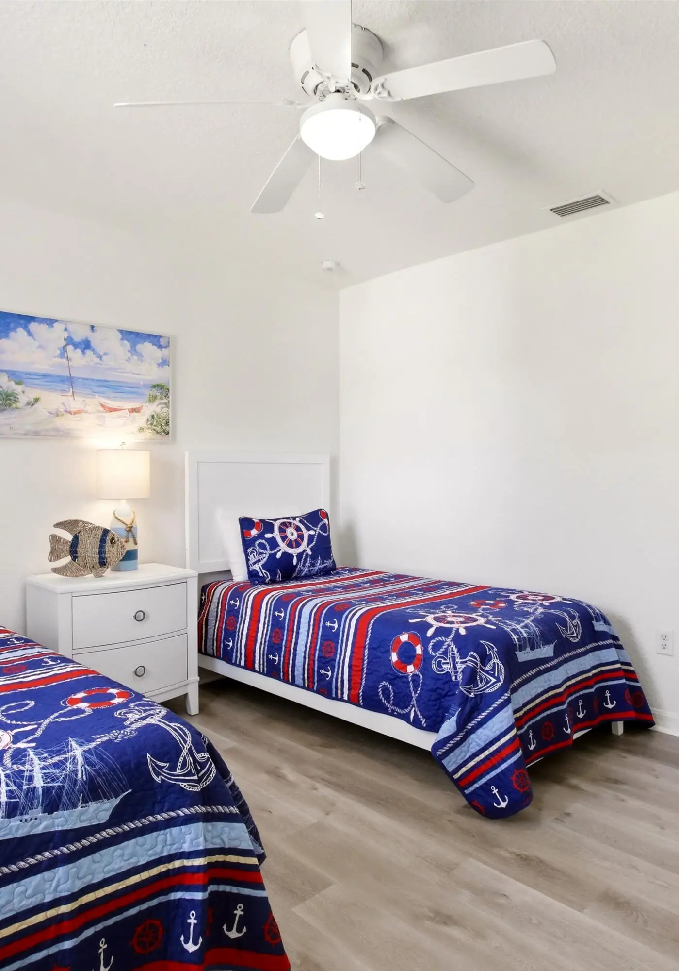 Cozy duplex, dog friendly & close to everything