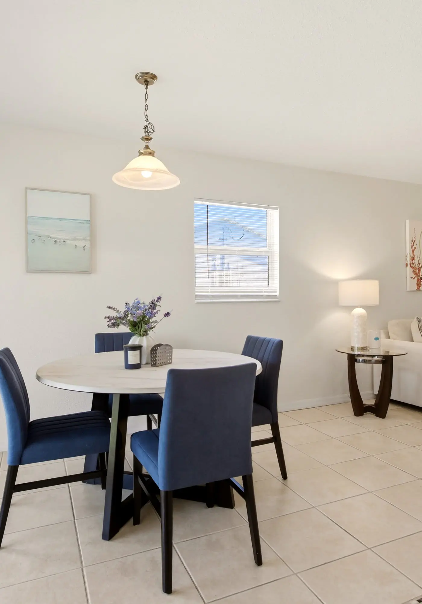 Gorgeous master unit w 2 full kitchens