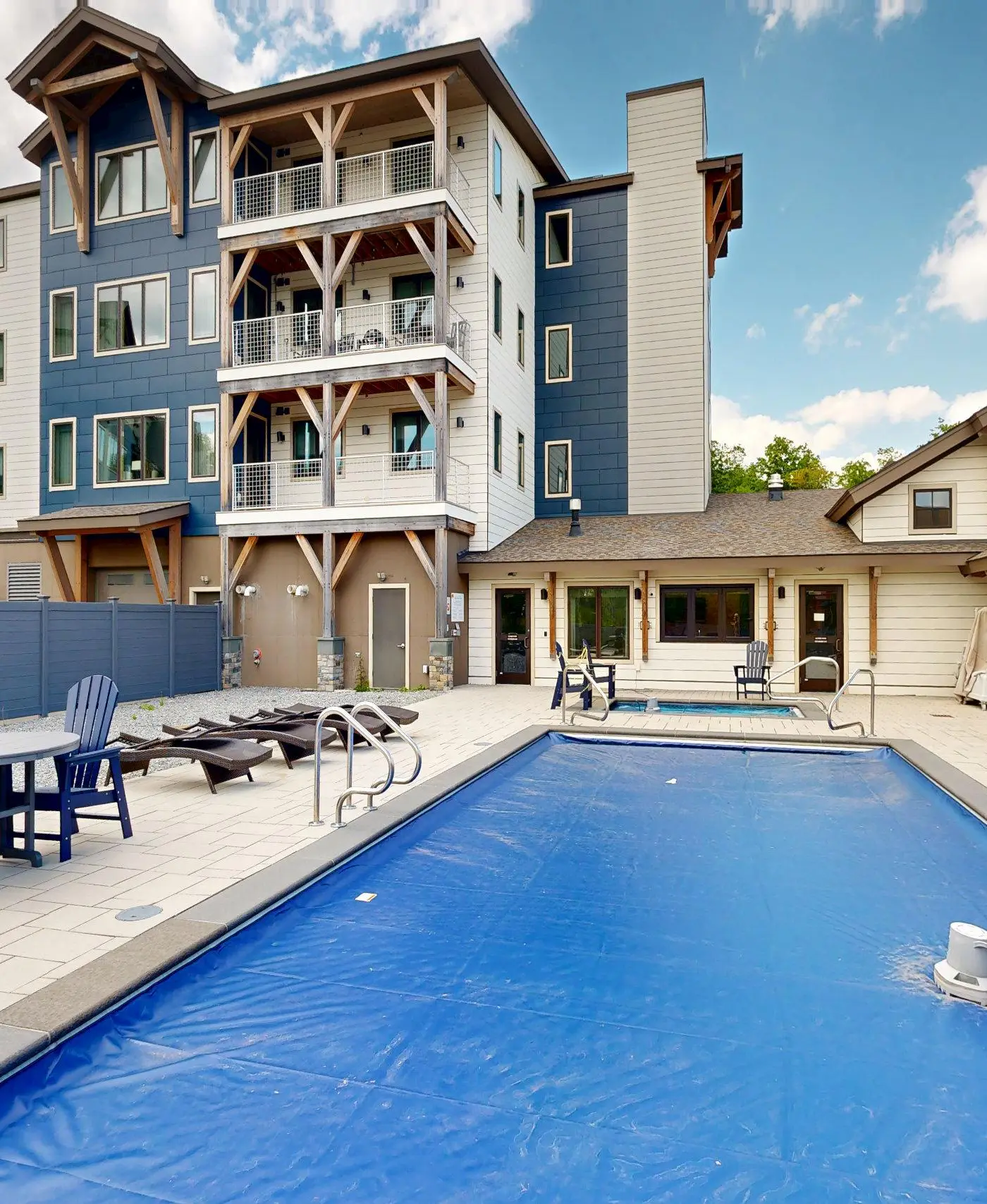 Luxe Retreat at O'Kemo's Southface Village