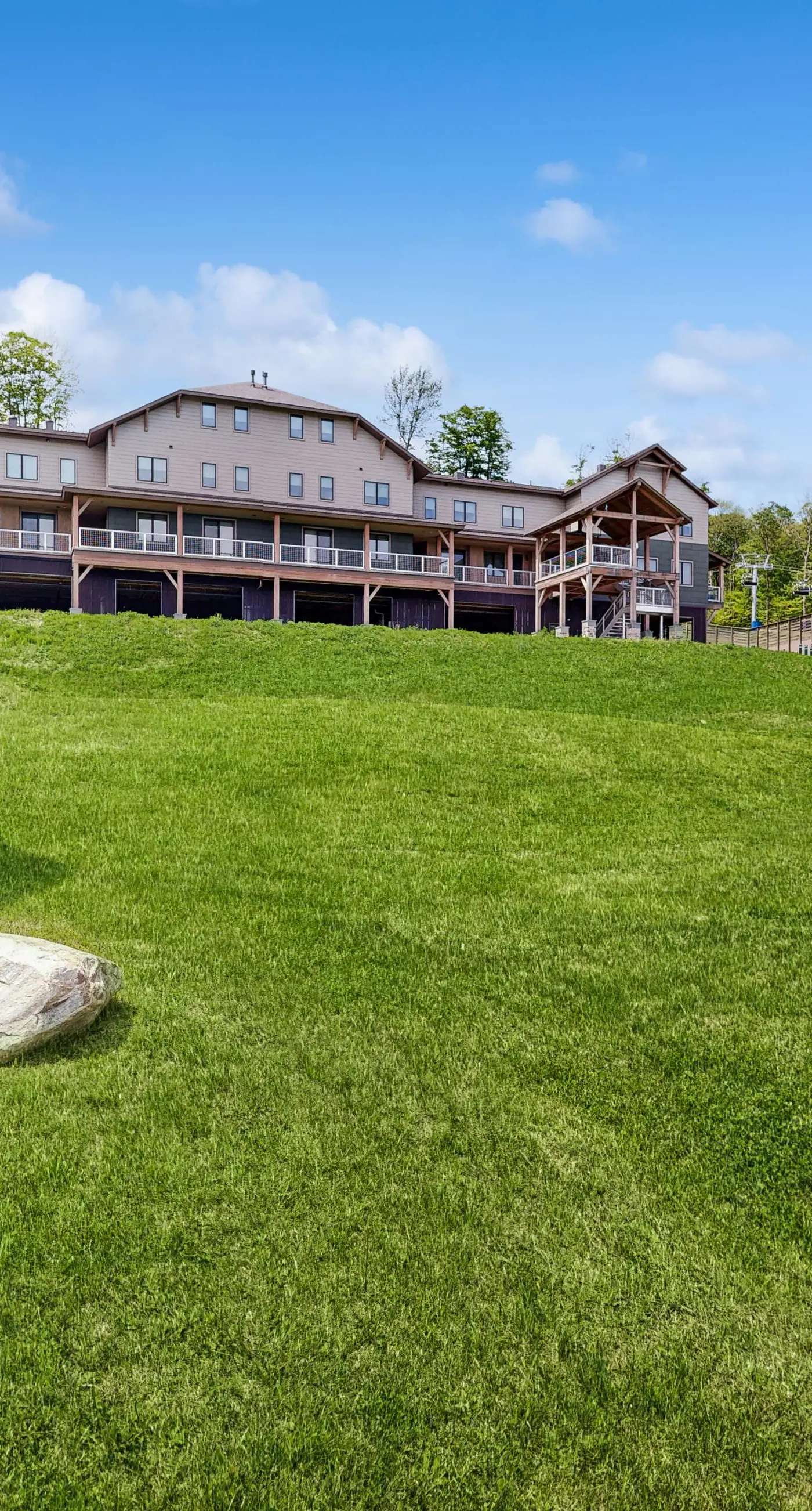 Luxe Retreat at O'Kemo's Southface Village