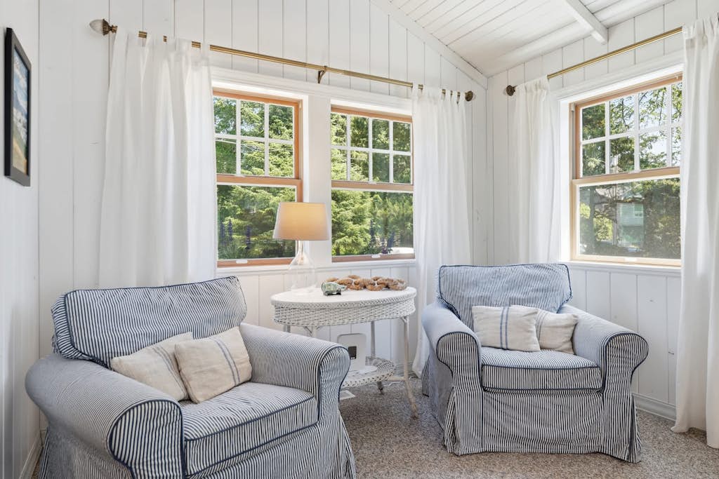 Seafoam Cottage