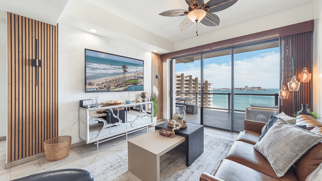Cristal 803 2 BR 2 BA condo @ Las Palomas Phase 1
