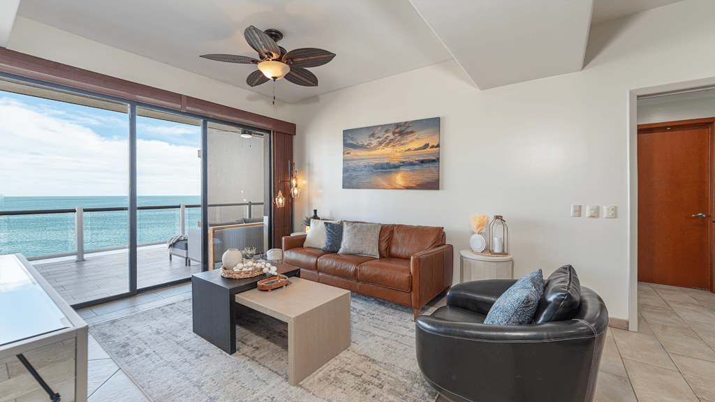 Cristal 803 2 BR 2 BA condo @ Las Palomas Phase 1