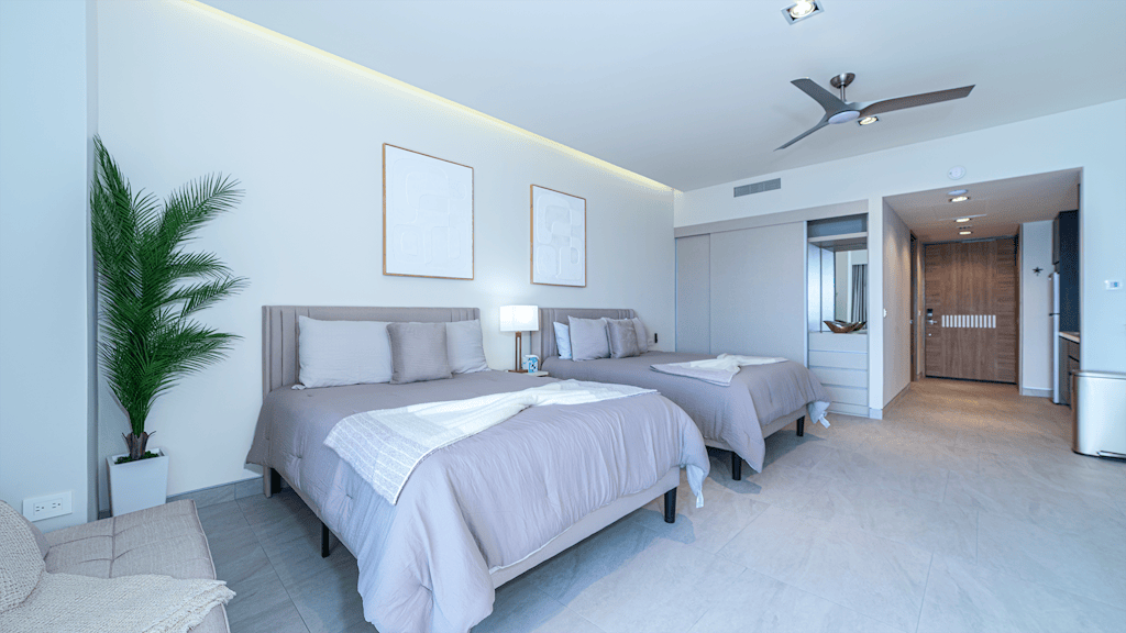 One 1407C: Oceanfront Destination for Luxury and Beauty