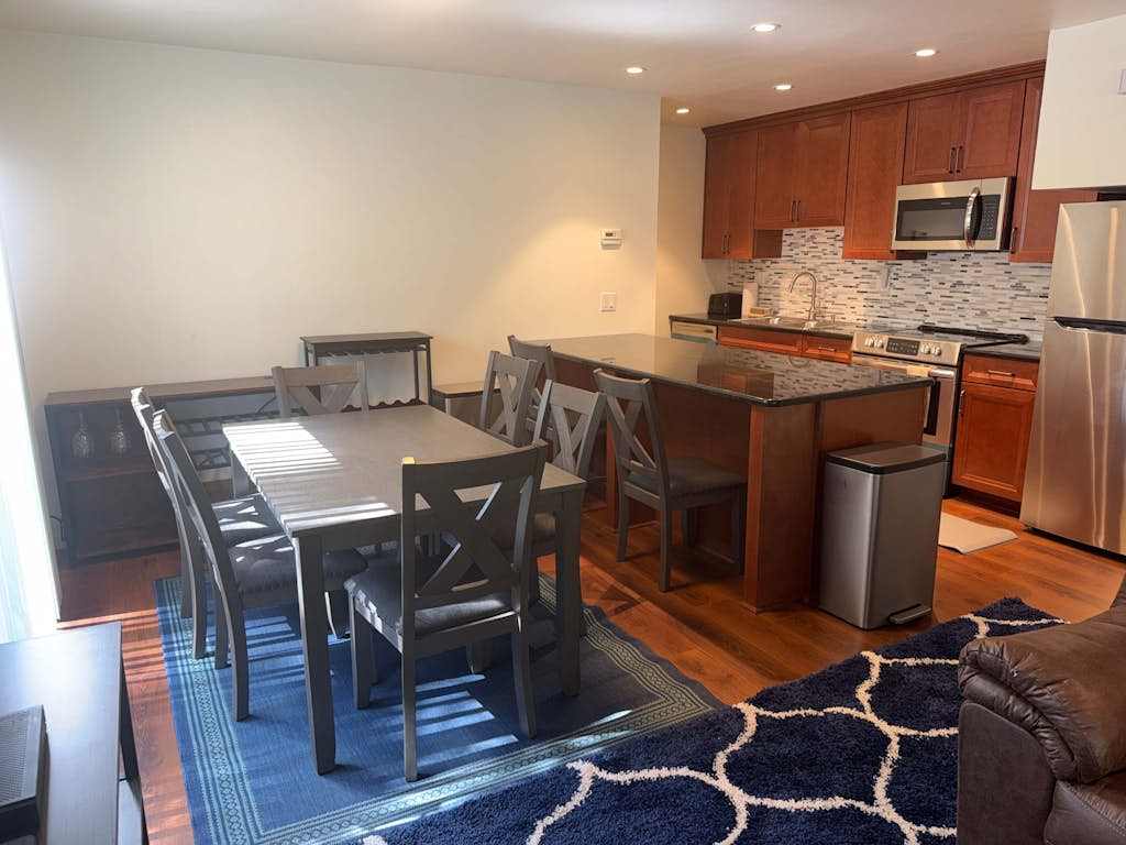 Cozy Mountain Retreat | Walk to Beaches, Dining & Tahoe Adventures