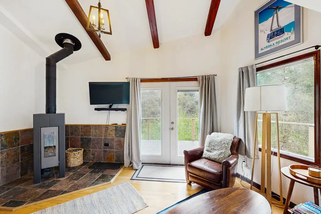 Girdwood Mountain House