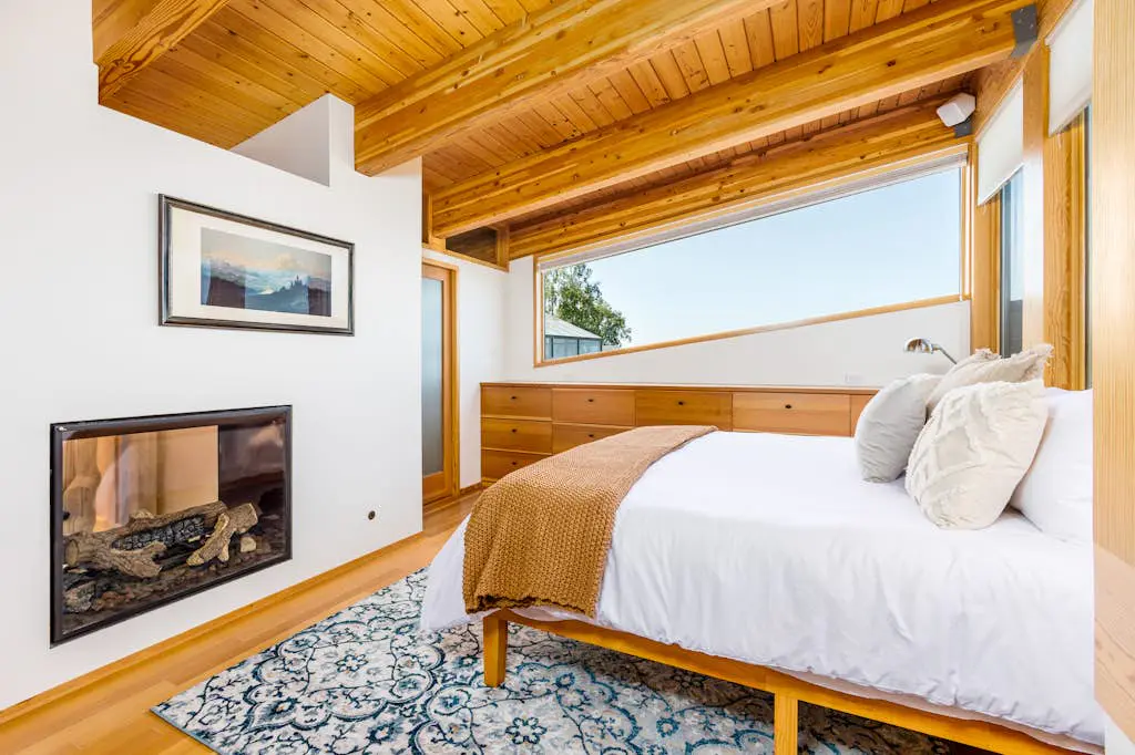 Sleeping Lady Luxury Retreat