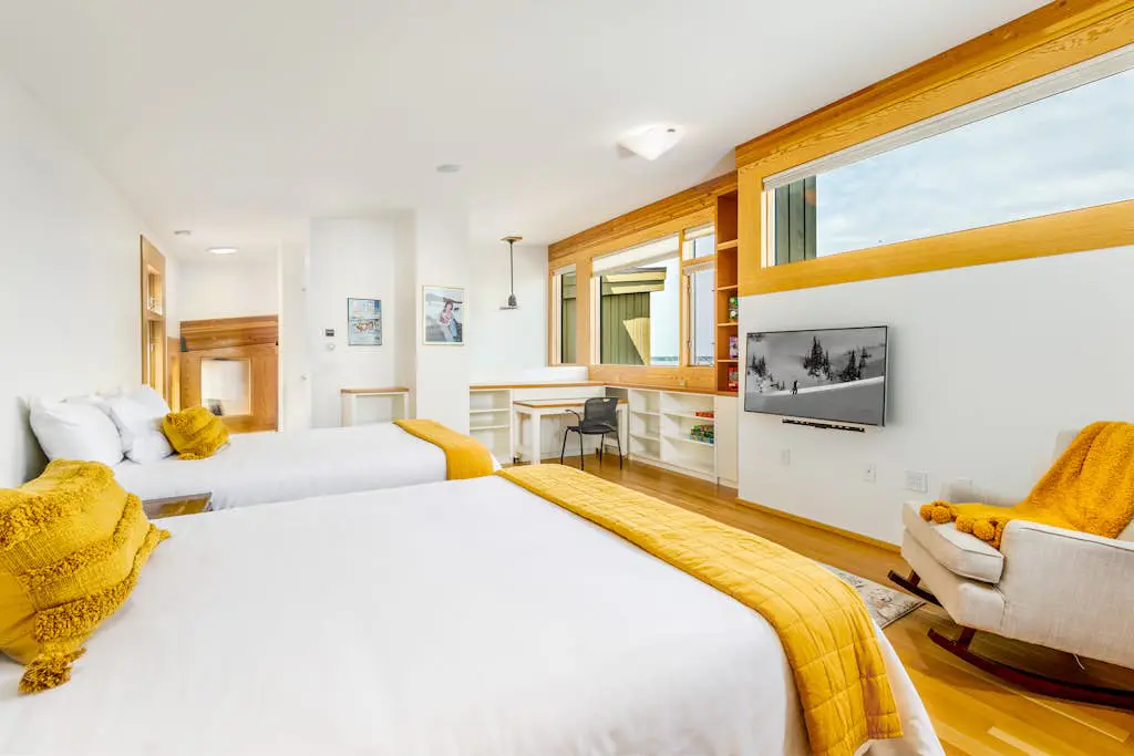 Sleeping Lady Luxury Retreat