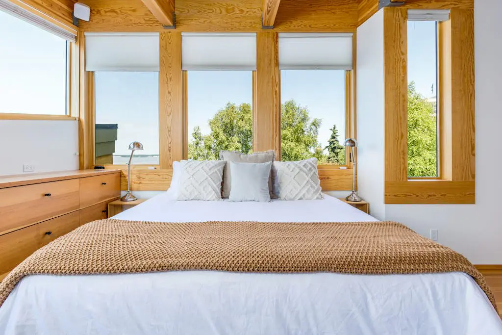 Downtown Contemporary - Full Property