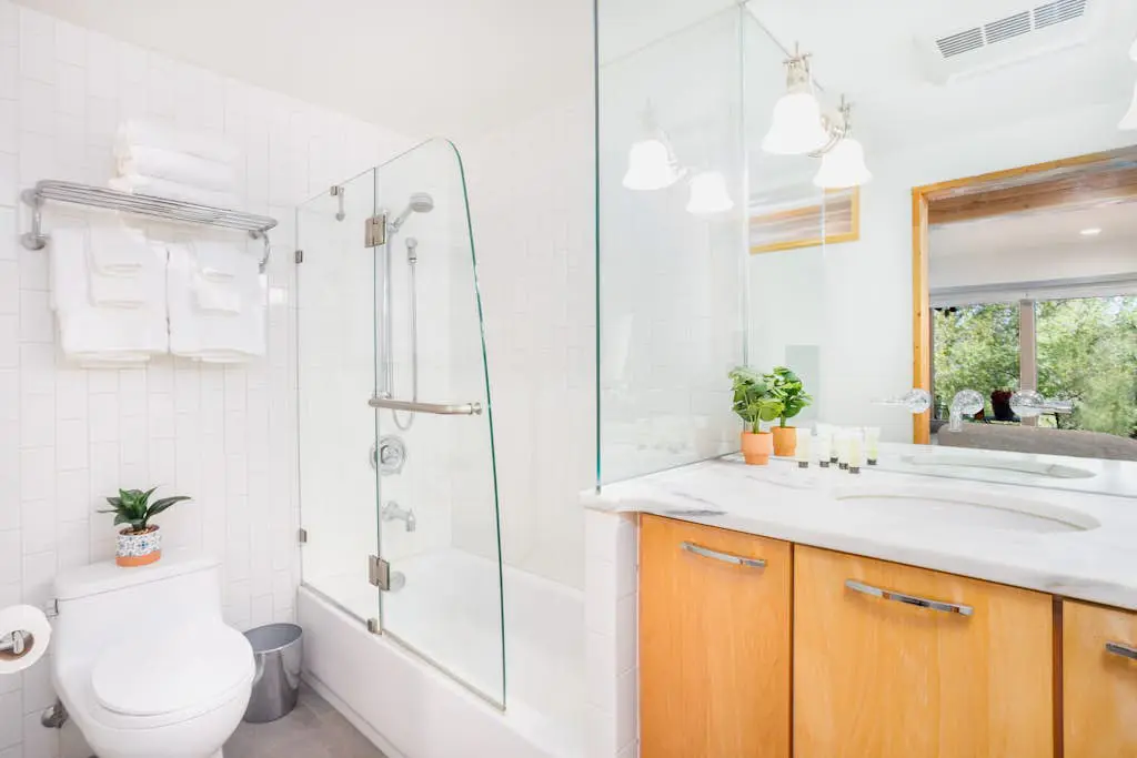 Downtown Contemporary - Full Property
