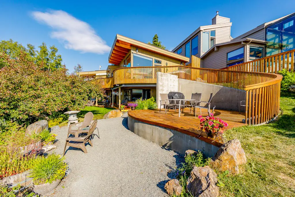 Downtown Contemporary - Full Property