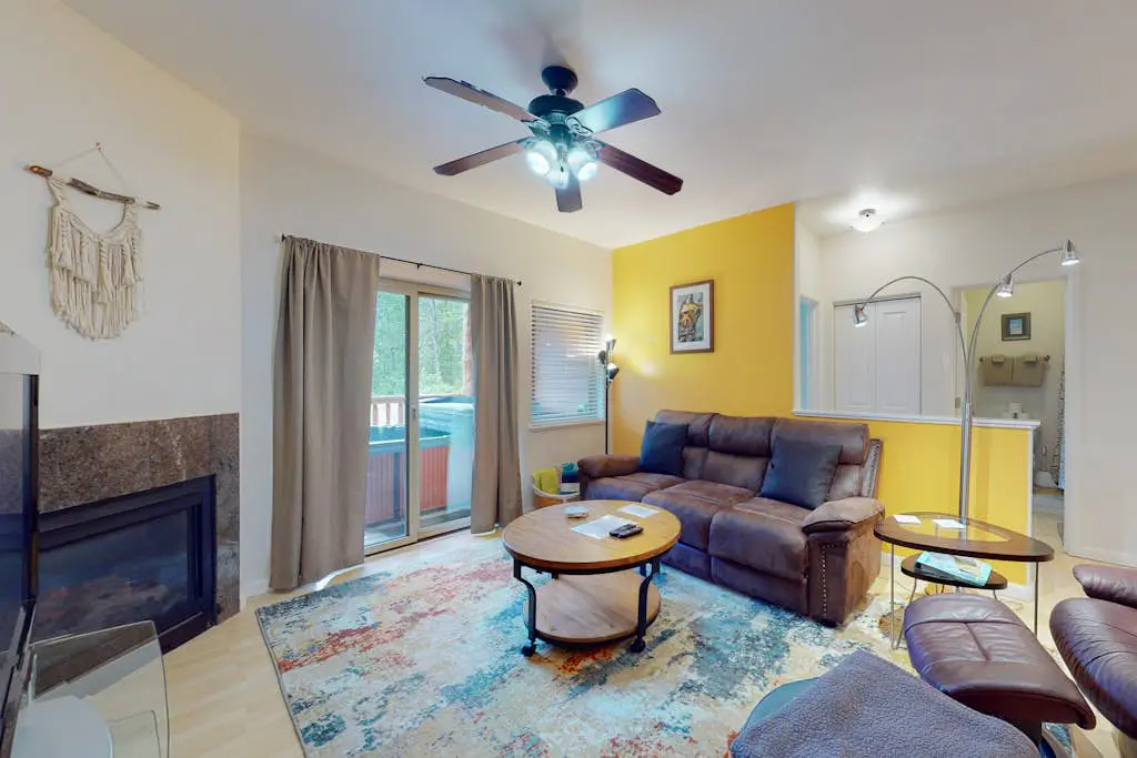 Creekside Retreat C203