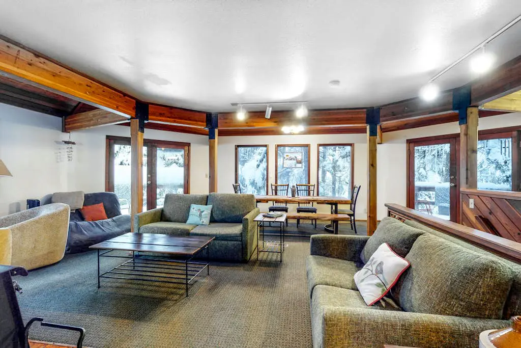 Compton's Forest Chalet