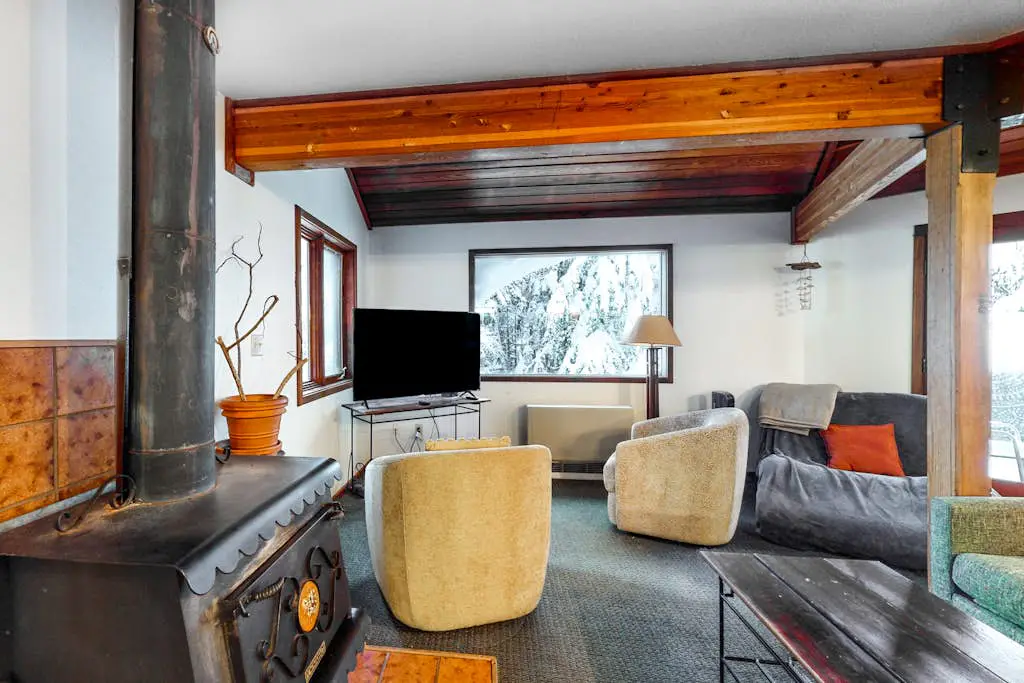 Compton's Forest Chalet