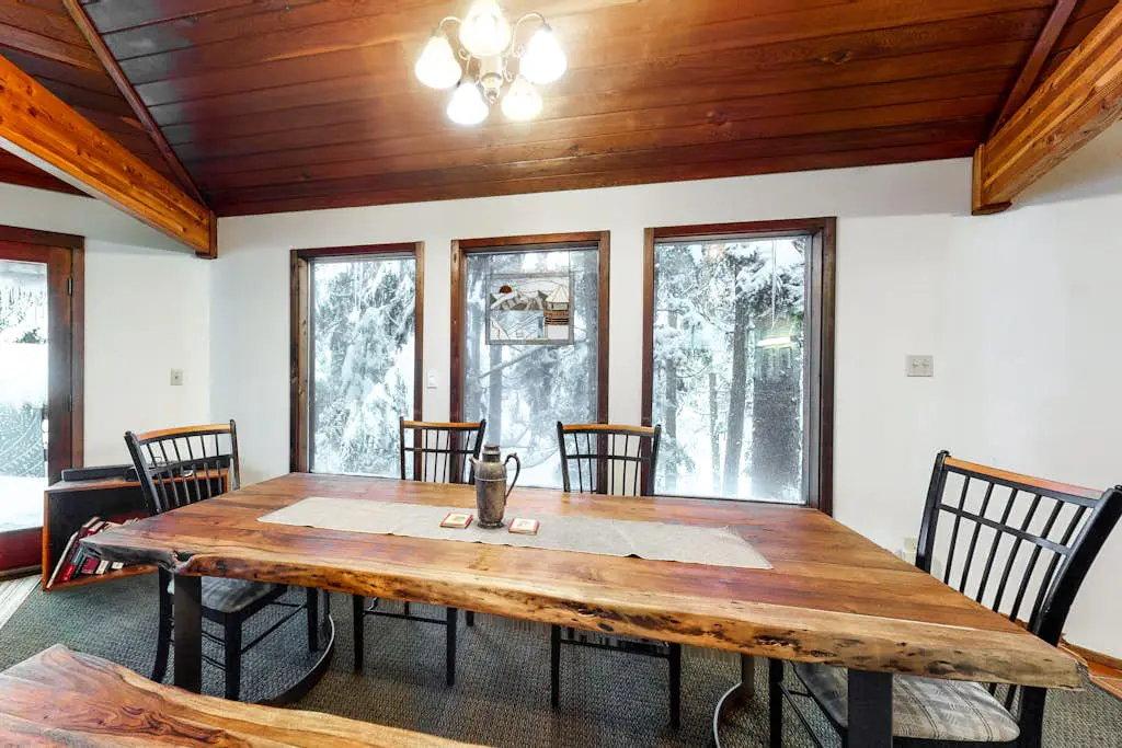 Compton's Forest Chalet