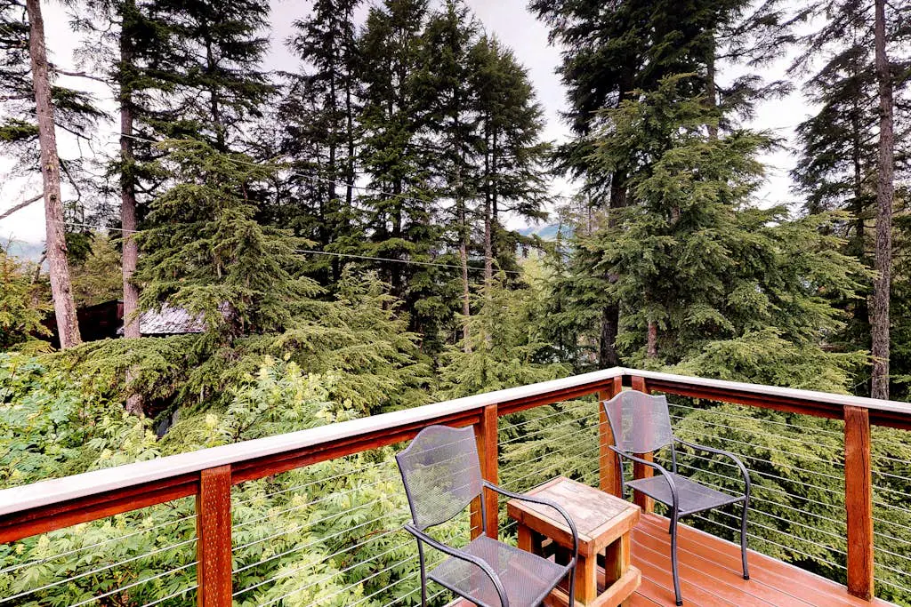 Christina Cabin