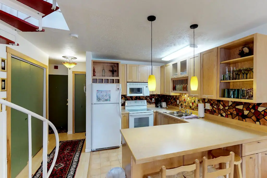 Brighton Condo #208