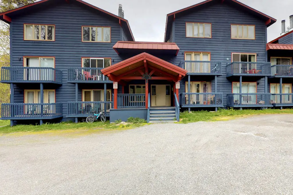 Brighton Condo #208