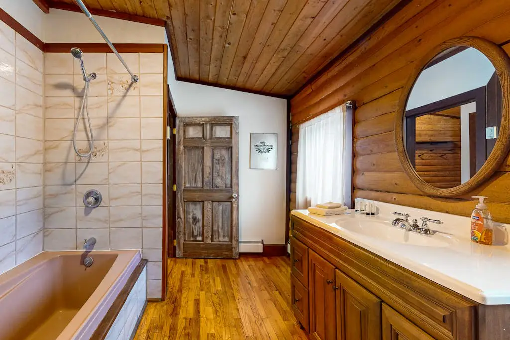 Eagle River Retreat