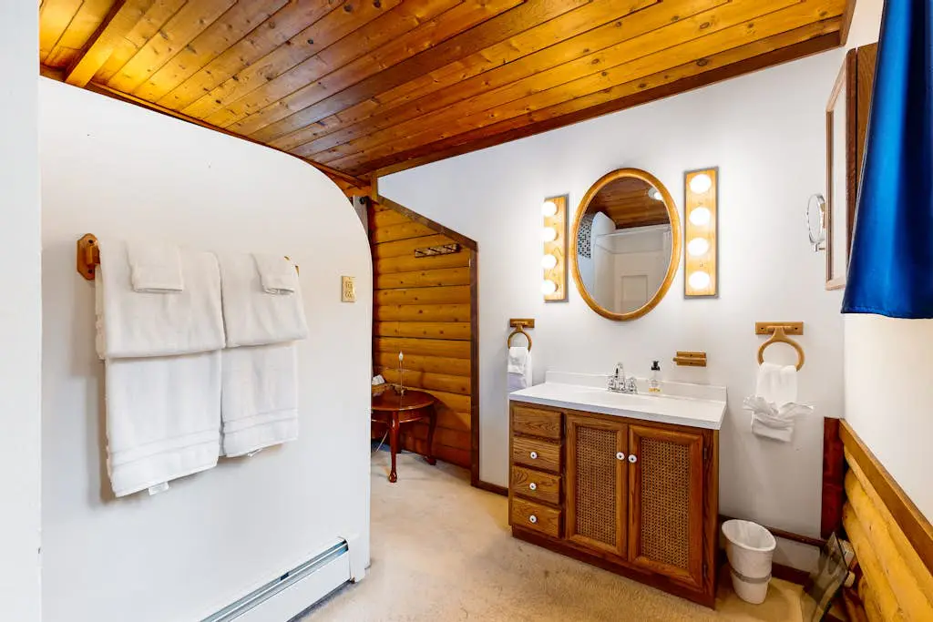 Eagle River Retreat