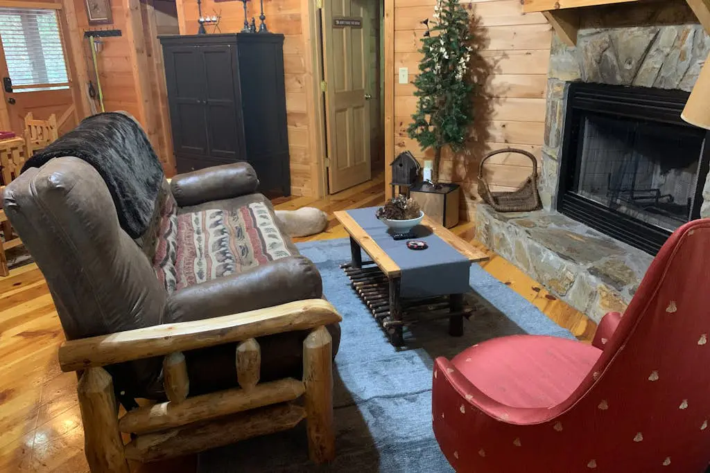 Honey Bear Hideout