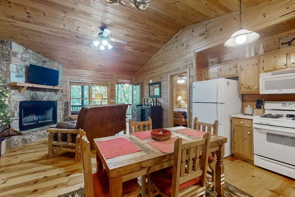 Honey Bear Hideout