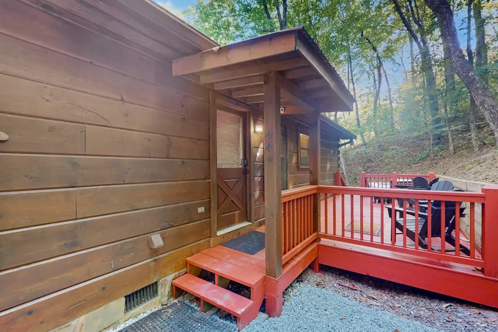 Honey Bear Hideout
