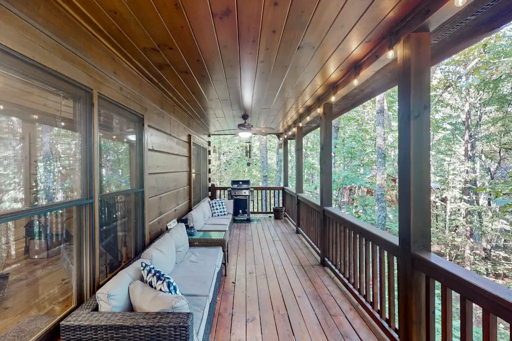Honey Bear Hideout