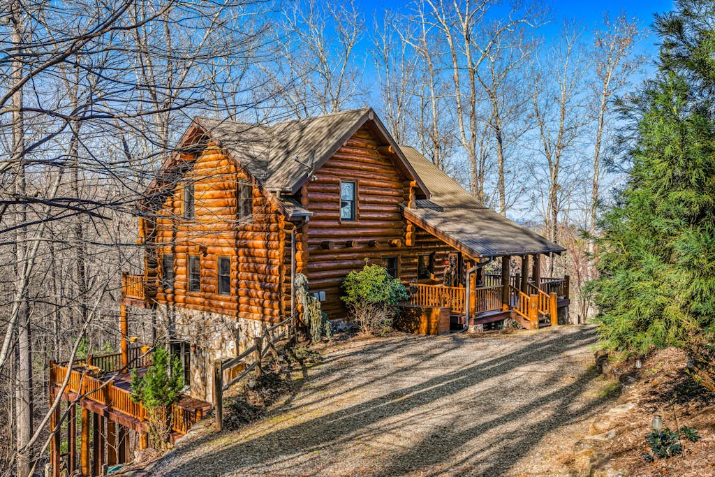 Lakeview Manor