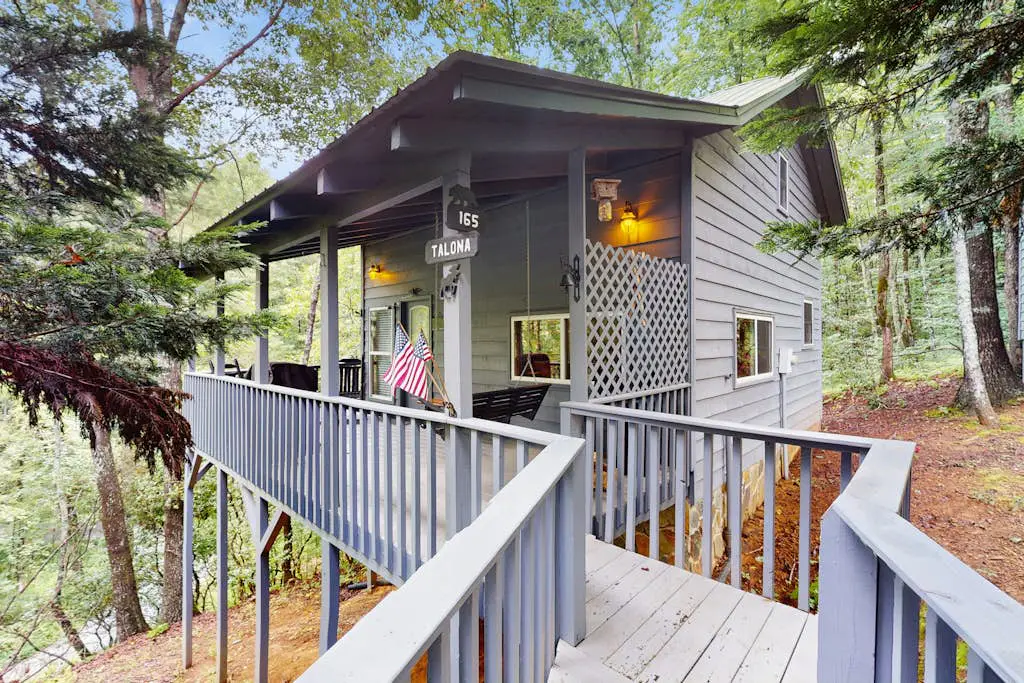 Talona Cabin