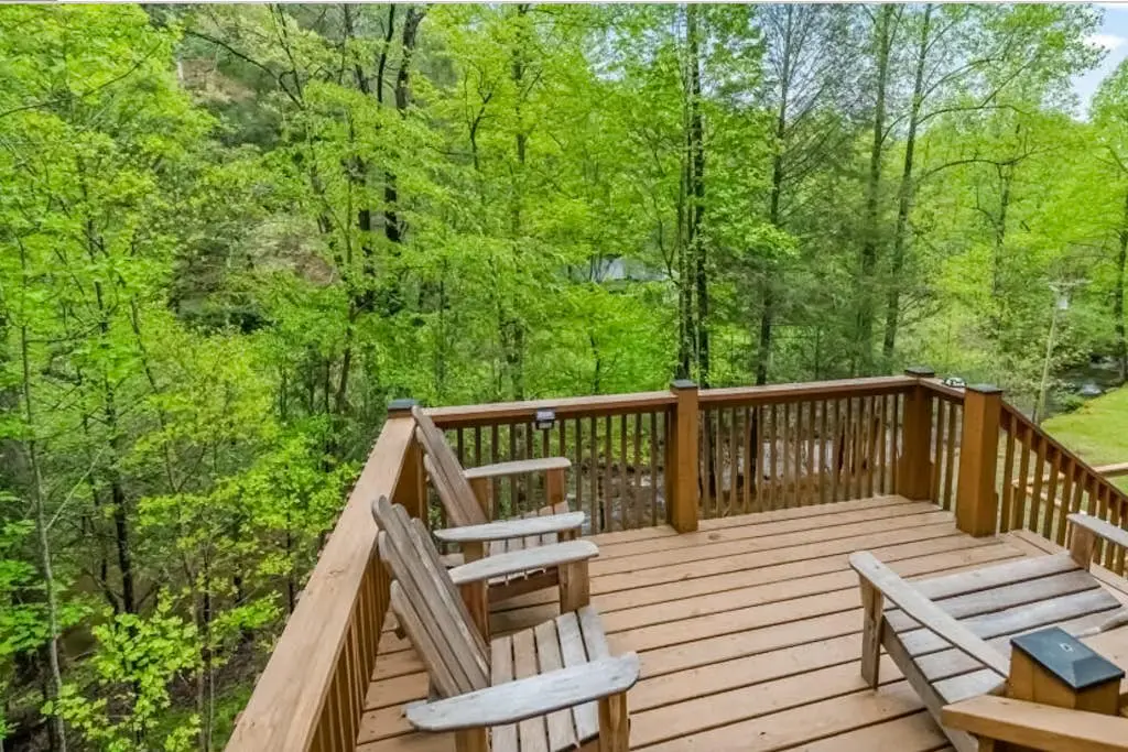 Stanley Creek Cabin