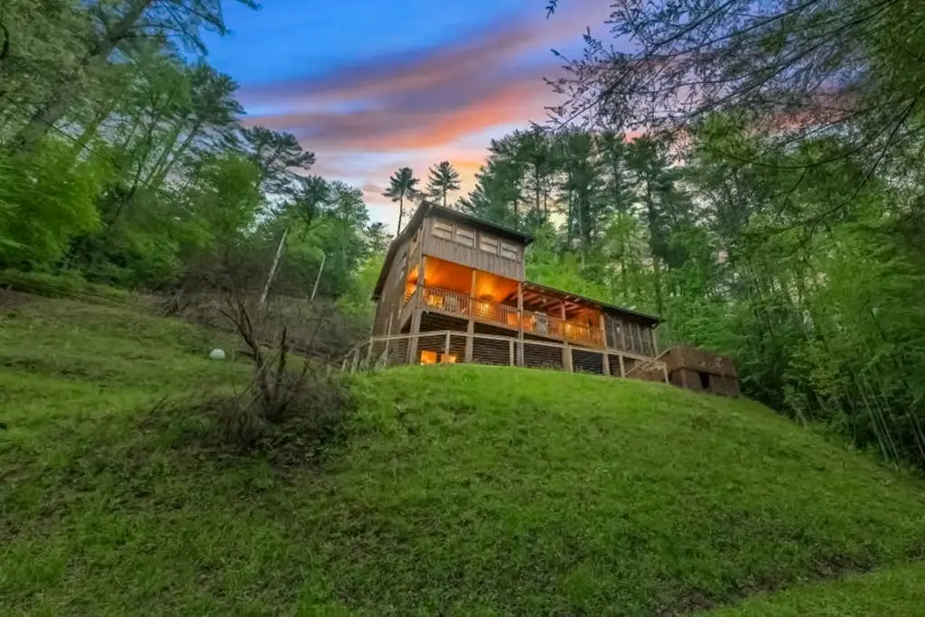 Stanley Creek Cabin