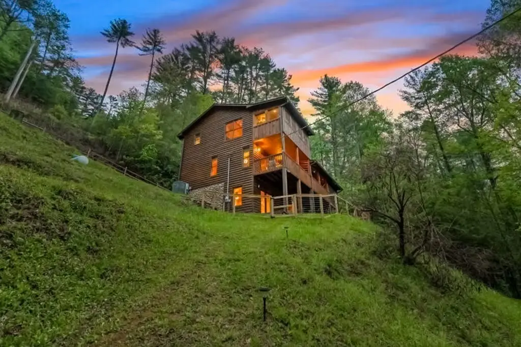 Stanley Creek Cabin