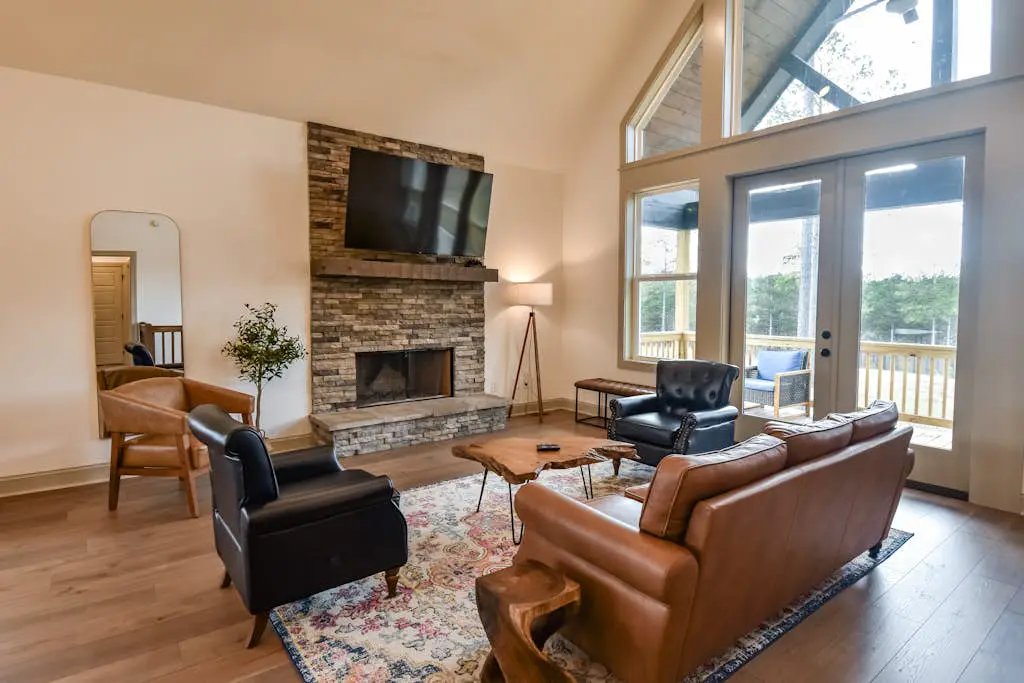Mountain Peak Lodge - Cabin & Game Room Retreat