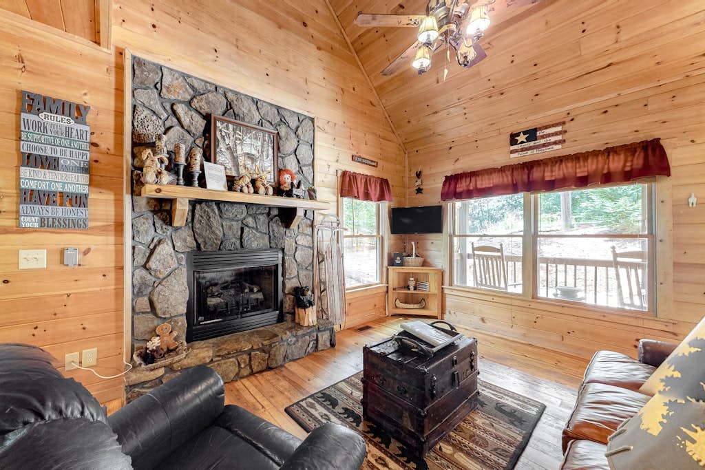 Dog-Friendly Forest Cabin with Hot Tub, Shared Pool, Game Room, Two Decks