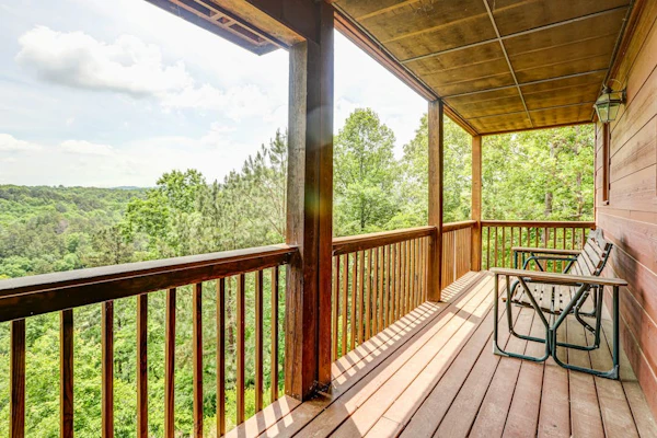 Scenic escape near town with firepit, 3 decks, game room & shared pool
