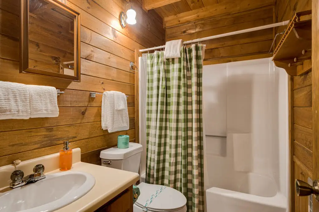 The Treehouse Lodge