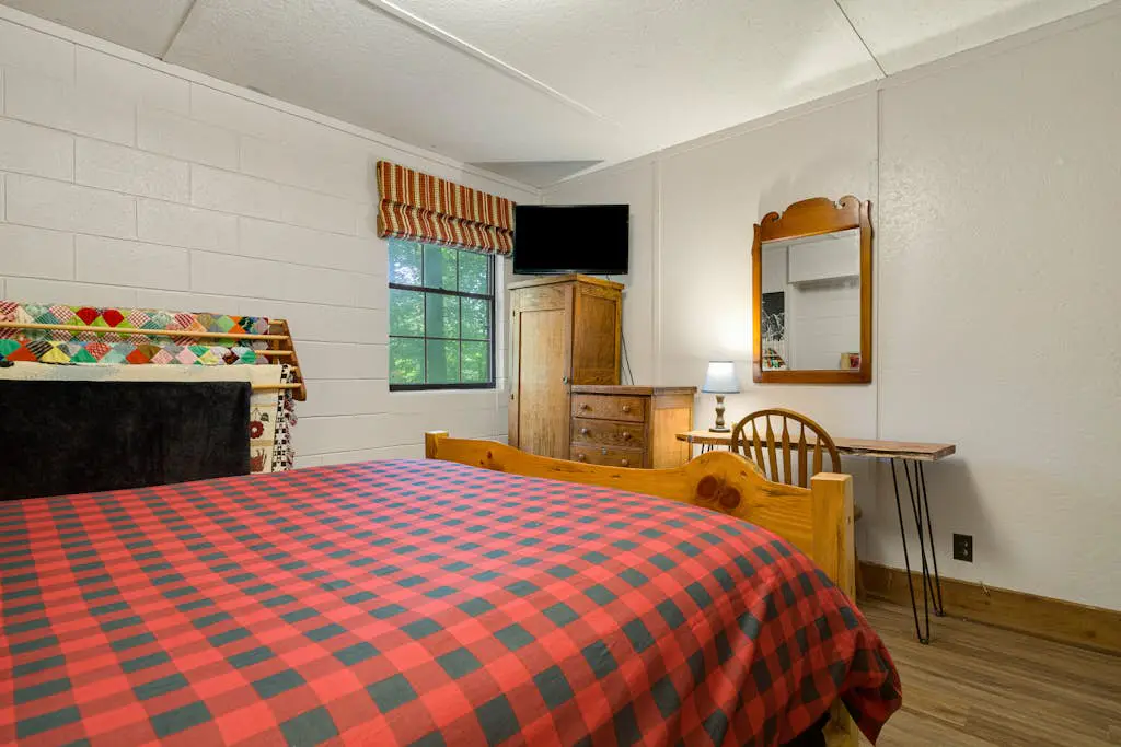 The Treehouse Lodge
