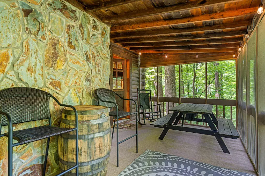 The Treehouse Lodge